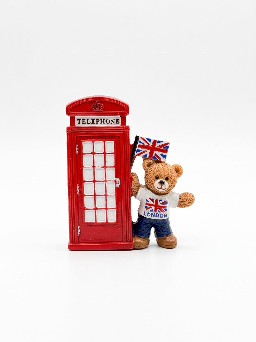 London telephone with bear ceramic magnet